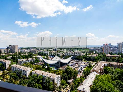 комерційна за адресою Джона Маккейна вул. (Івана Кудрі), 26