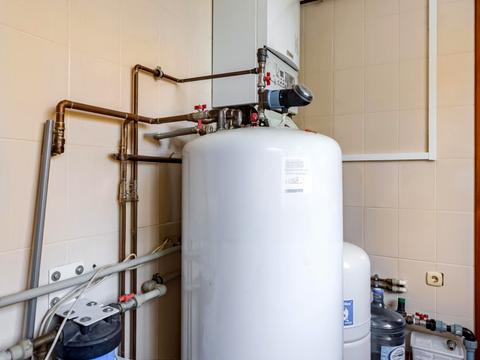 дом по адресу Демидівська ул., 1