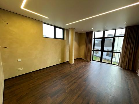 дом по адресу Алых Роз пер.