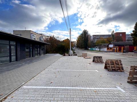 комерційна за адресою вул. Кропивницького Марка, 4