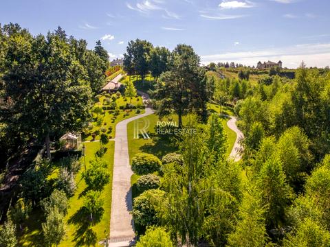 будинок за адресою Вишнева вул., 4