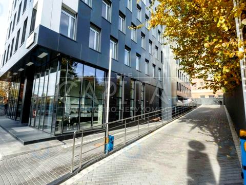 комерційна за адресою Борщагівська вул., 192