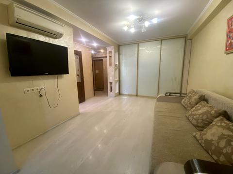 квартира за адресою Академіка Доброхотова вул., 12