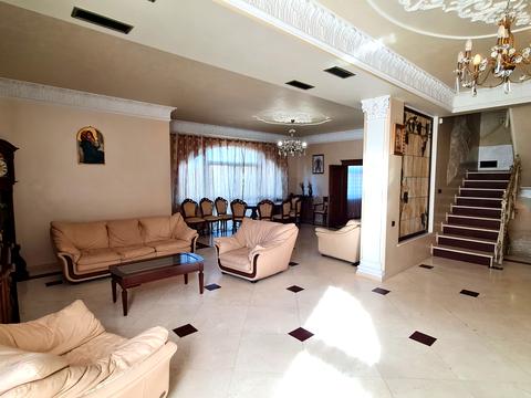 коммерческая по адресу Стрыйская ул., 250