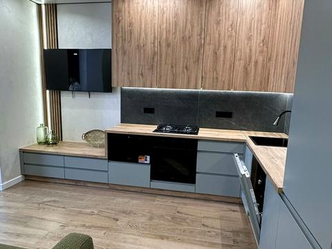 квартира за адресою Молодіжна вул., 8