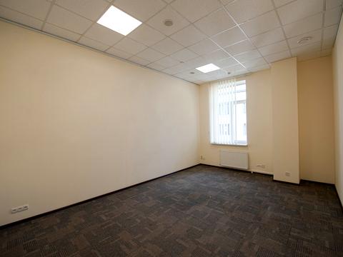 комерційна за адресою Миколи Пимоненка вул., 13