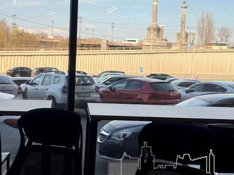 комерційна за адресою Павла Тичини просп., 1