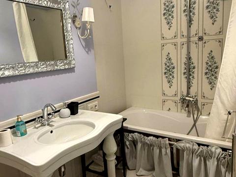 квартира за адресою В'ячеслава Чорновола вул., 27