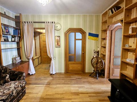 квартира за адресою Червоної Калини просп. (Володимира Маяковського), 69