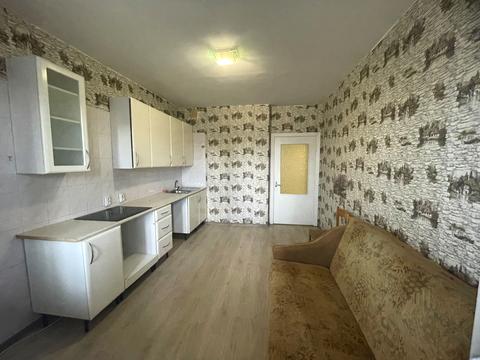 квартира за адресою Срібнокільська вул., 24