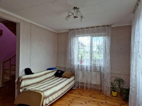 будинок за адресою с. Вишеньки, Центральна