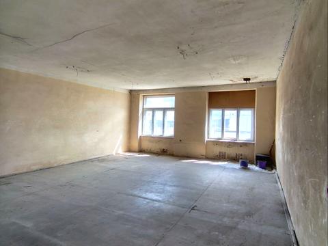 комерційна за адресою Плугова вул., 6а