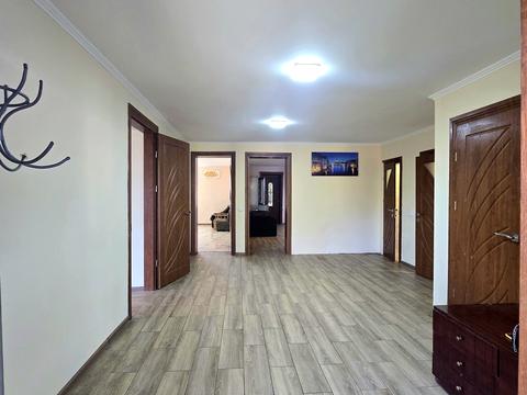 будинок за адресою Вишнева, 1