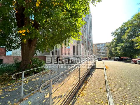 квартира за адресою Володимира Сосюри вул., 46