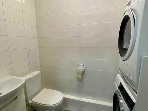 квартира по адресу Драгоманова ул., 10