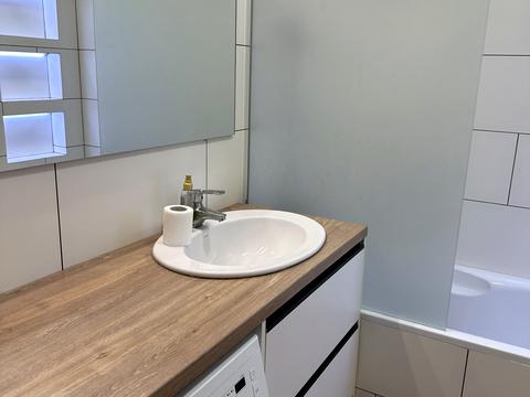 квартира за адресою Івана Білика вул. (Яблунева), 4