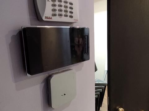 комерційна за адресою Старокиївська вул., 26