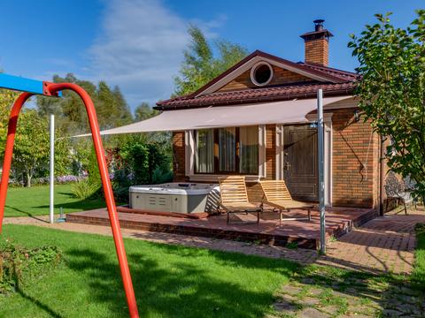 будинок за адресою смт. Козин, Козацька вул.