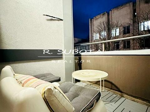 квартира за адресою Володимира Моссаковського вул. (Клари Цеткін), 7