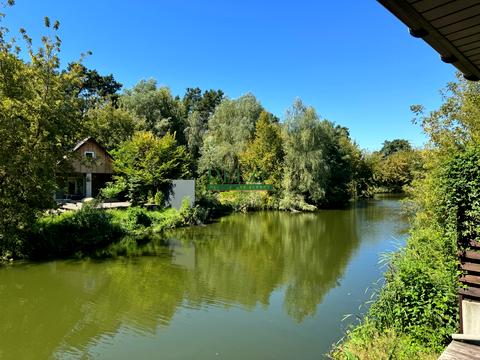 будинок за адресою смт. Козин, Миру вул.