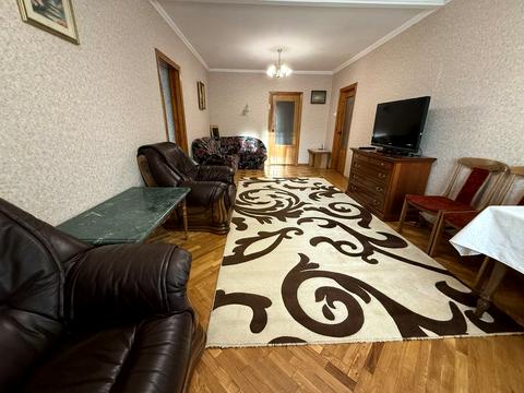 квартира по адресу Драгоманова ул., 23-А