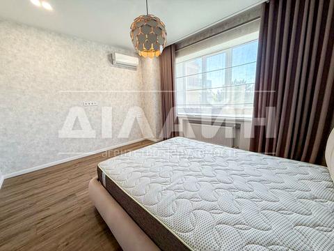 квартира за адресою Розваги вул., 27