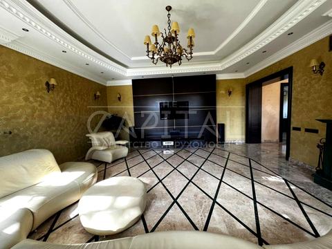 будинок за адресою с. Плюти, Андрія Малишка