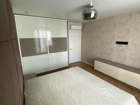 квартира за адресою Патріарха Мстислава Скрипника вул., 48