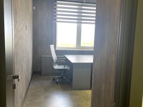 комерційна за адресою Люстдорфська дорога вул., 90б