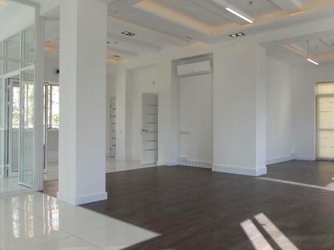 комерційна за адресою Василя Тютюнника вул. (Анрі Барбюса), 5-А