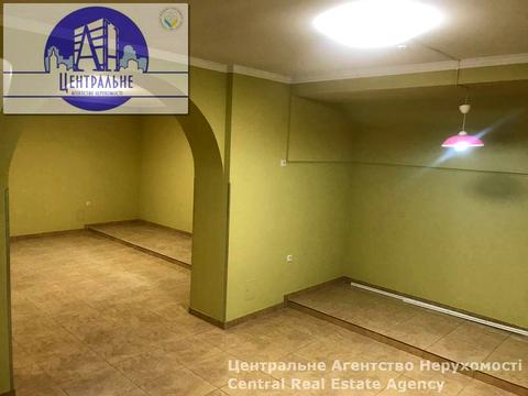 комерційна за адресою Тараса Шевченка вул., 25