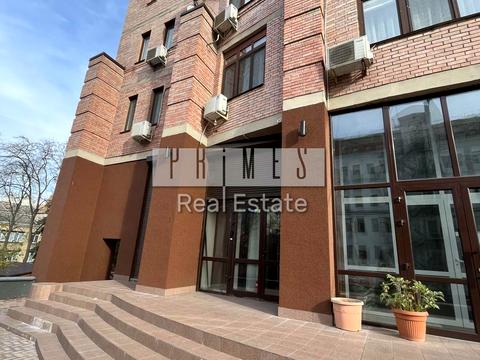 комерційна за адресою Олександра Кониського вул., 28А-30А