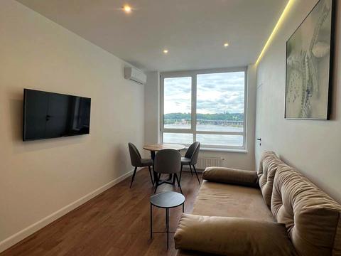 квартира по адресу Днепровская набережная ул., 15-Є