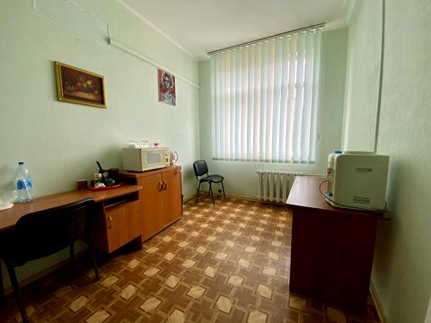 комерційна за адресою Казарського вул., 1/2