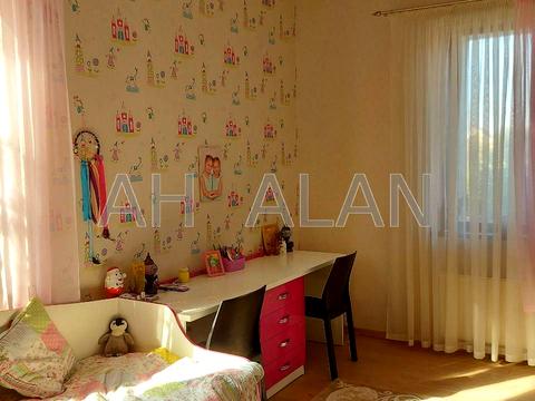 будинок за адресою 136-тя Садова вул.