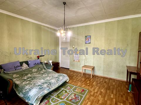 квартира за адресою Енергодарська вул. (Волховська), 4