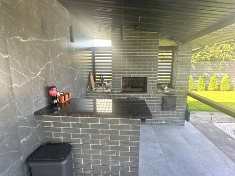 будинок за адресою Миру