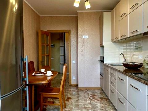 квартира за адресою Драгоманова вул., 31