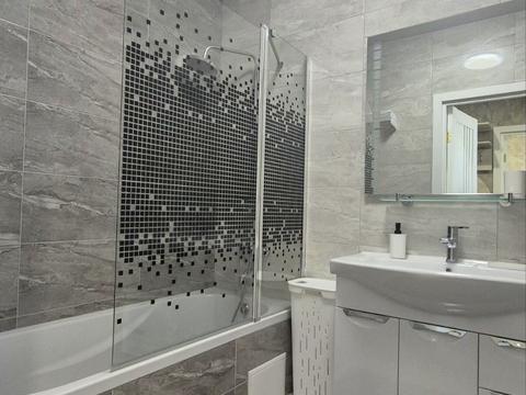 квартира за адресою Сахарова, 3