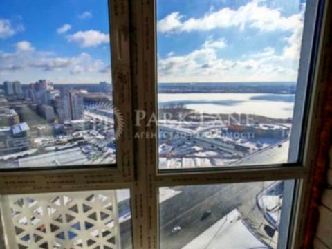 квартира по адресу Ревуцкого ул., 40-В