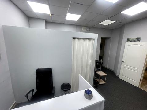 комерційна за адресою Петра Григоренка просп., 24