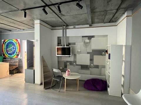 комерційна за адресою Олени Степанівни вул. (Ленінградська), 5