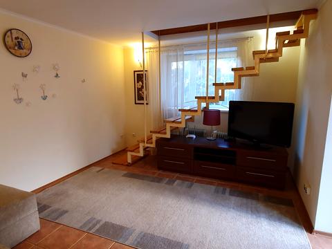 будинок за адресою Краєвидна вул.