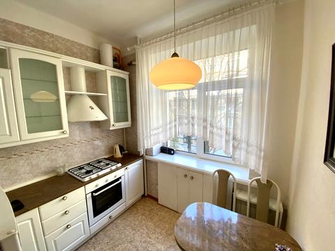 квартира за адресою Дмитра Годзенка вул. (Глазунова), 3