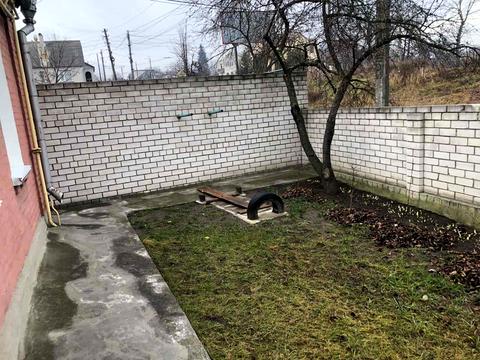 будинок за адресою Набережна Під Скелями вул.
