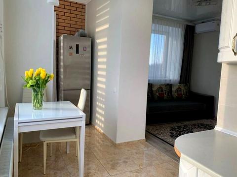 квартира за адресою Зарічанська вул., 4