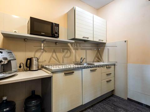 коммерческая по адресу Дегтяревская ул., 33Б