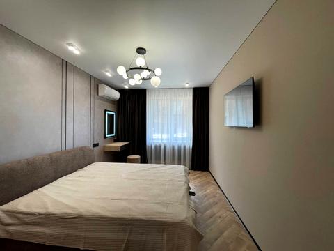 квартира за адресою Юліана Пелеша вул., 5