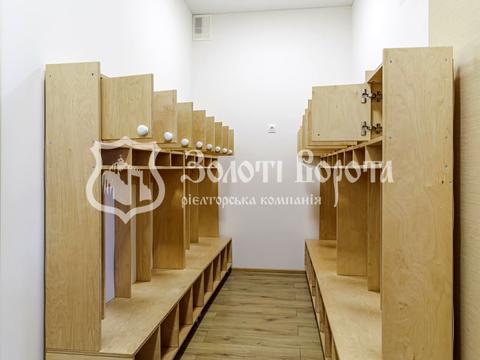 коммерческая по адресу Професора Караваєва ул., 1/28