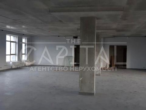 комерційна за адресою Степана Бандери просп. (Московський), 8б